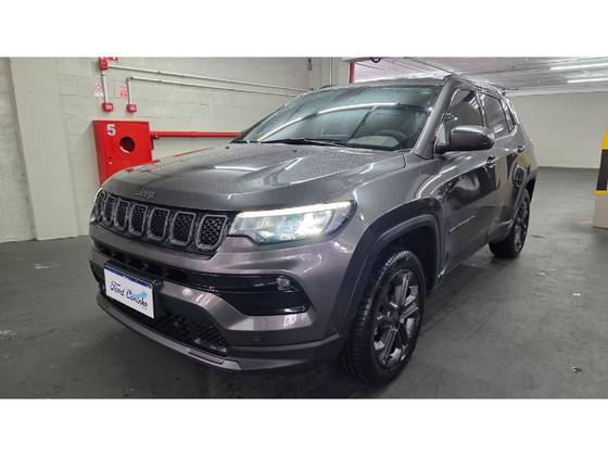 JEEP COMPASS 1.3 T270 TURBO FLEX LONGITUDE AT6